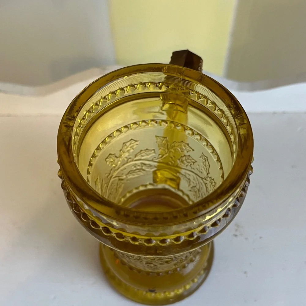 Pair of Antique Greentown No. 450 Holly Amber mug, also known as Golden Agate. - Picture 6 of 7